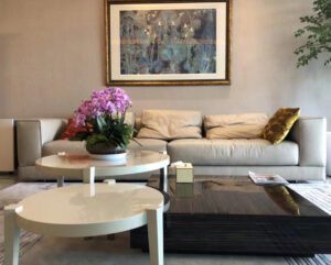 how interior designers can add custom furniture to luxury projects